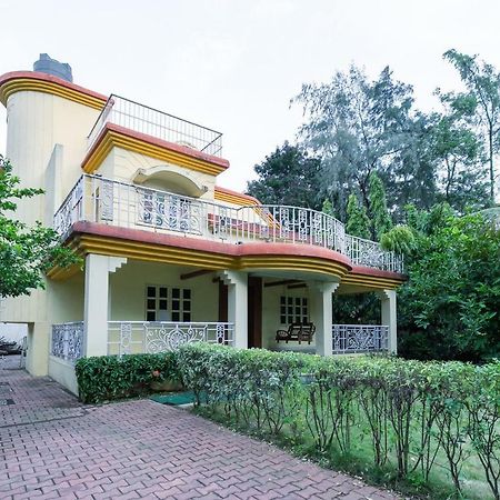 Capital O 47539Capital O Umbergaon Club Hotel Umargām Buitenkant foto